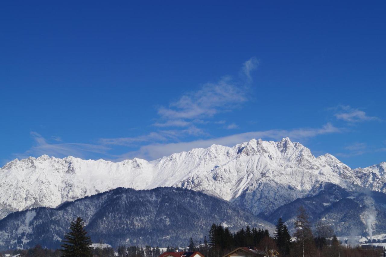 Bauernhof Grieslehen Bed & Breakfast ลีโอกัง ภายนอก รูปภาพ