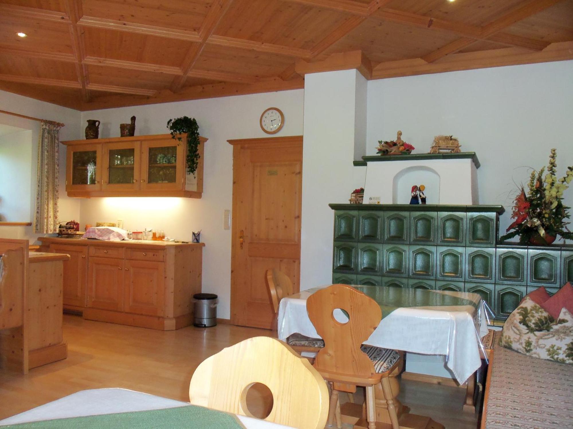 Bauernhof Grieslehen Bed & Breakfast ลีโอกัง ภายนอก รูปภาพ