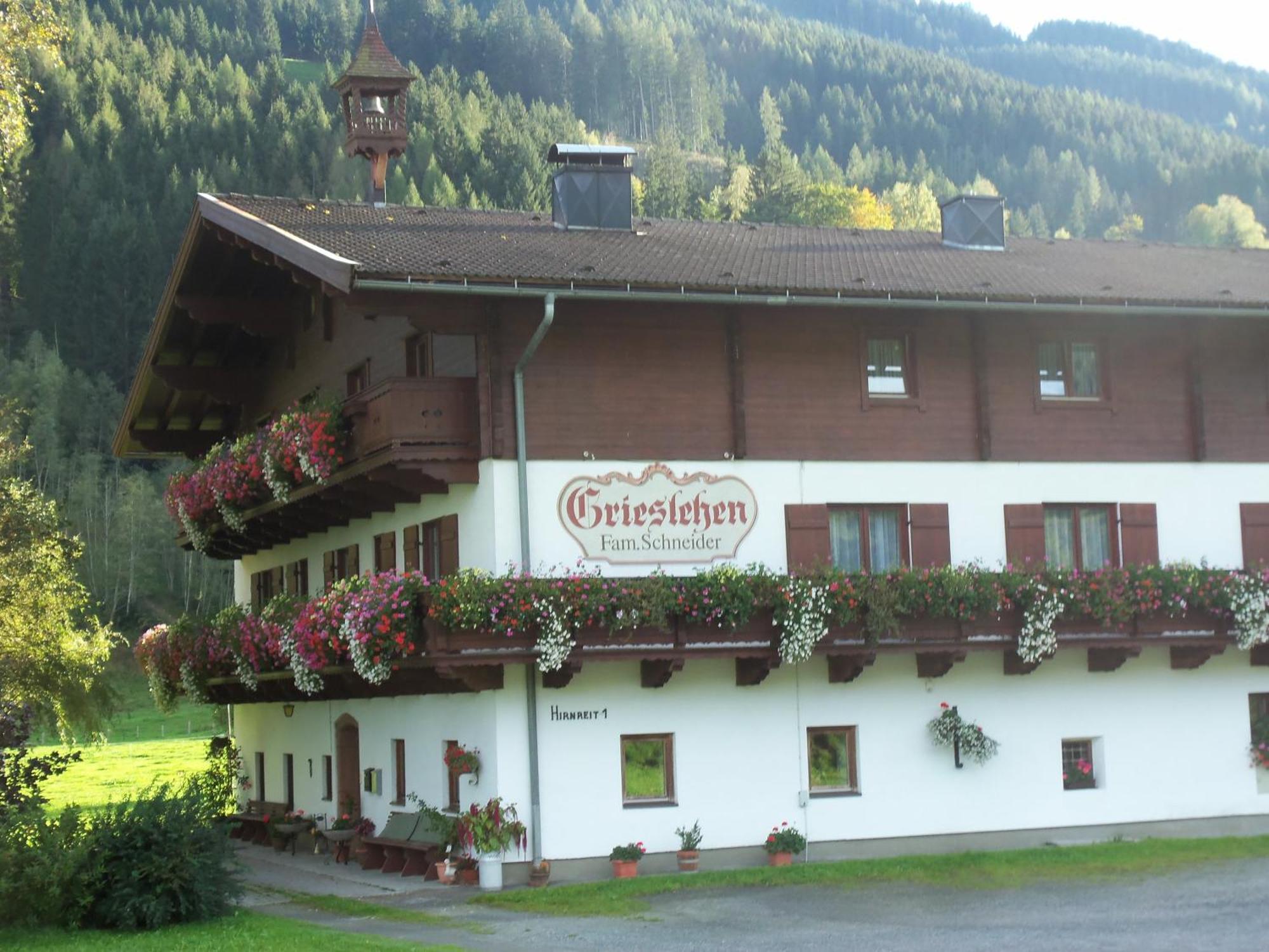 Bauernhof Grieslehen Bed & Breakfast ลีโอกัง ภายนอก รูปภาพ