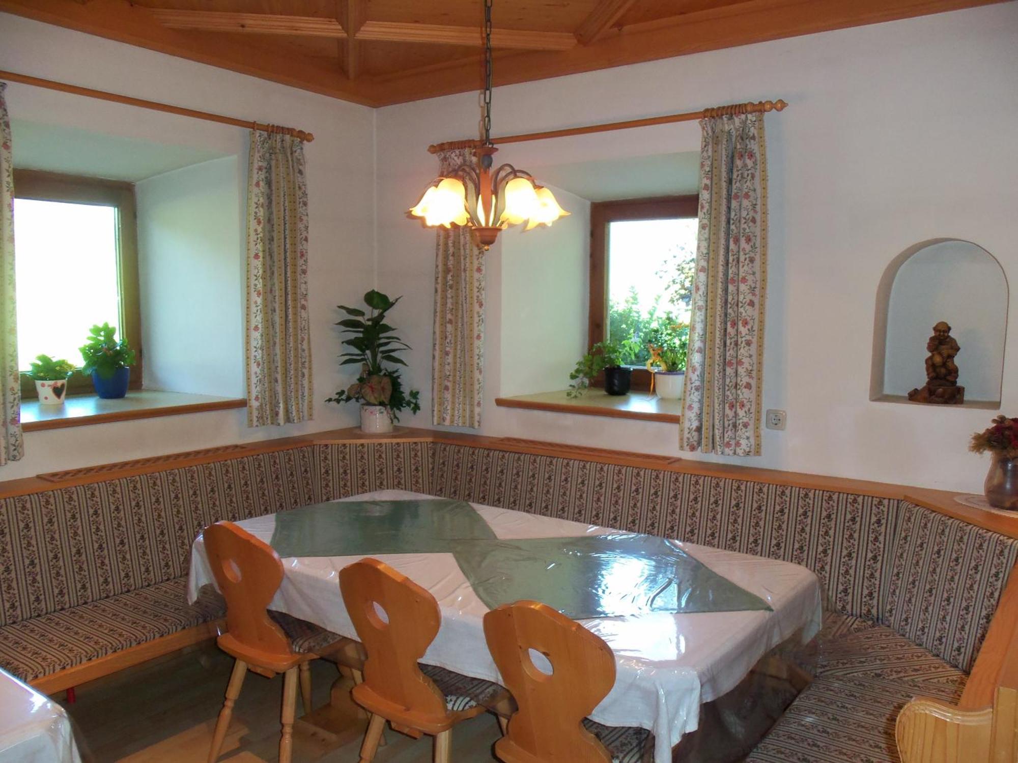 Bauernhof Grieslehen Bed & Breakfast ลีโอกัง ภายนอก รูปภาพ