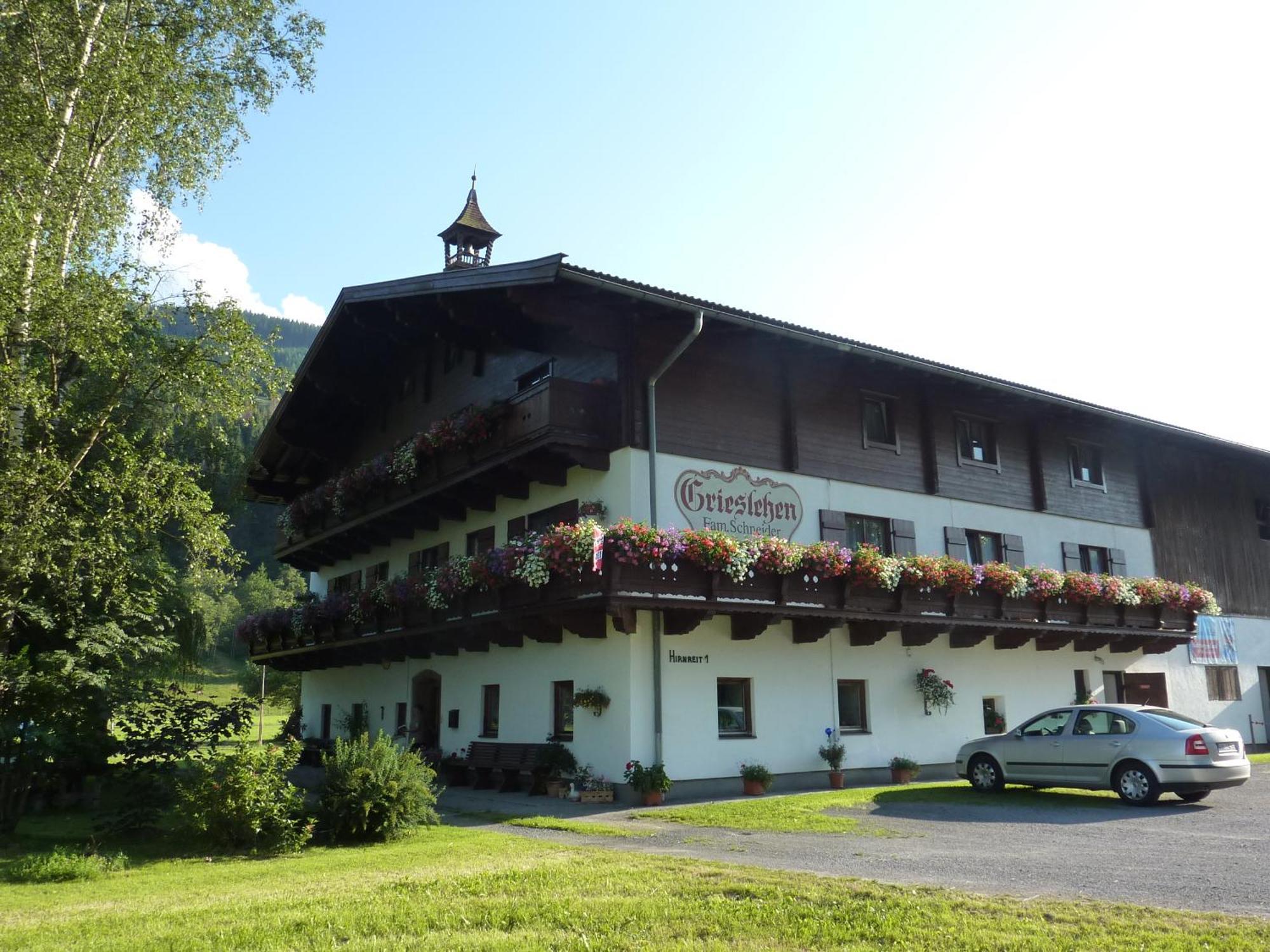 Bauernhof Grieslehen Bed & Breakfast ลีโอกัง ภายนอก รูปภาพ